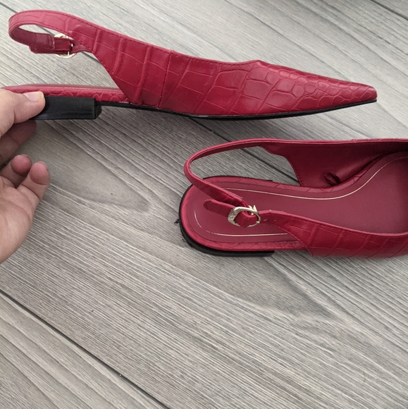 Zara slippers - Picture 2 of 2